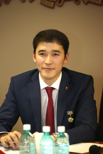 Дмитрий Шарипо ноый