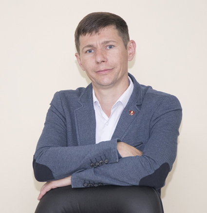 Слава Макаров.jpg